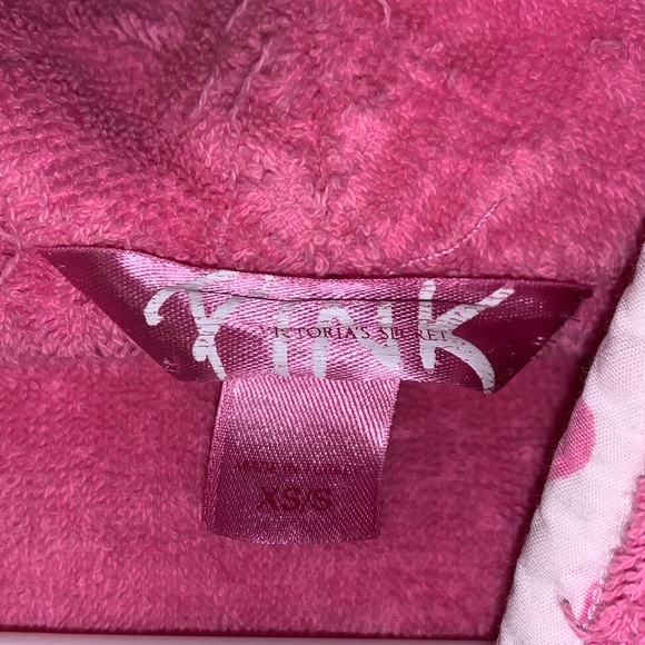 PINK Robe - Picture 4 of 4